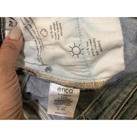 Etica Button Fly Mid Wash Skinny Jeans 26 Denim Casual Luxury Fall Winter Basics - Picture 5 of 6